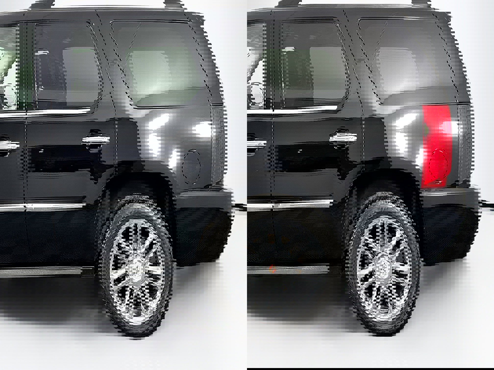 Used 2014 Cadillac Escalade Platinum image 41