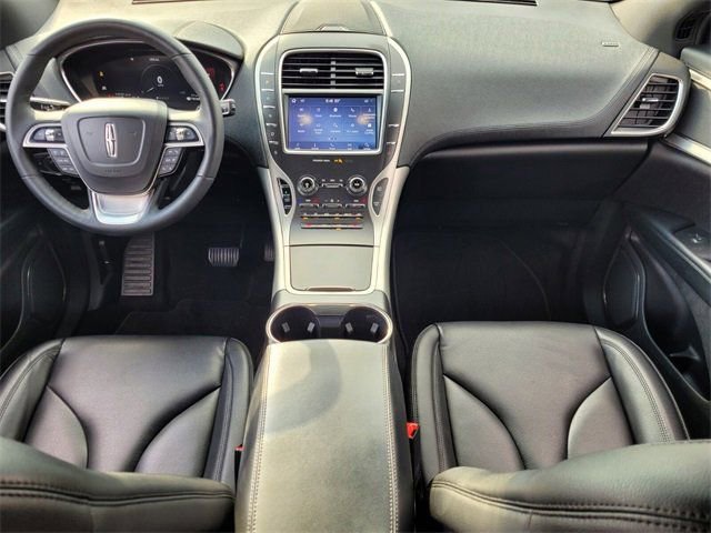 Used 2020 Lincoln Nautilus FWD image 5