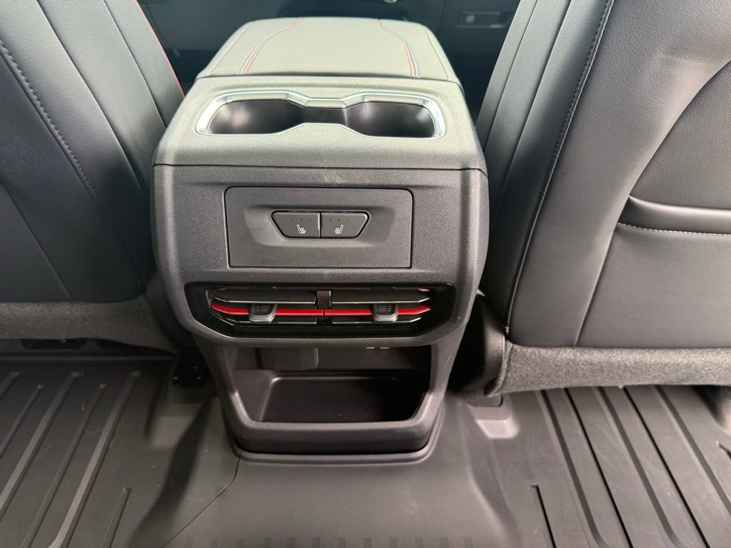 Used 2025 Chevrolet Silverado EV RST image 21