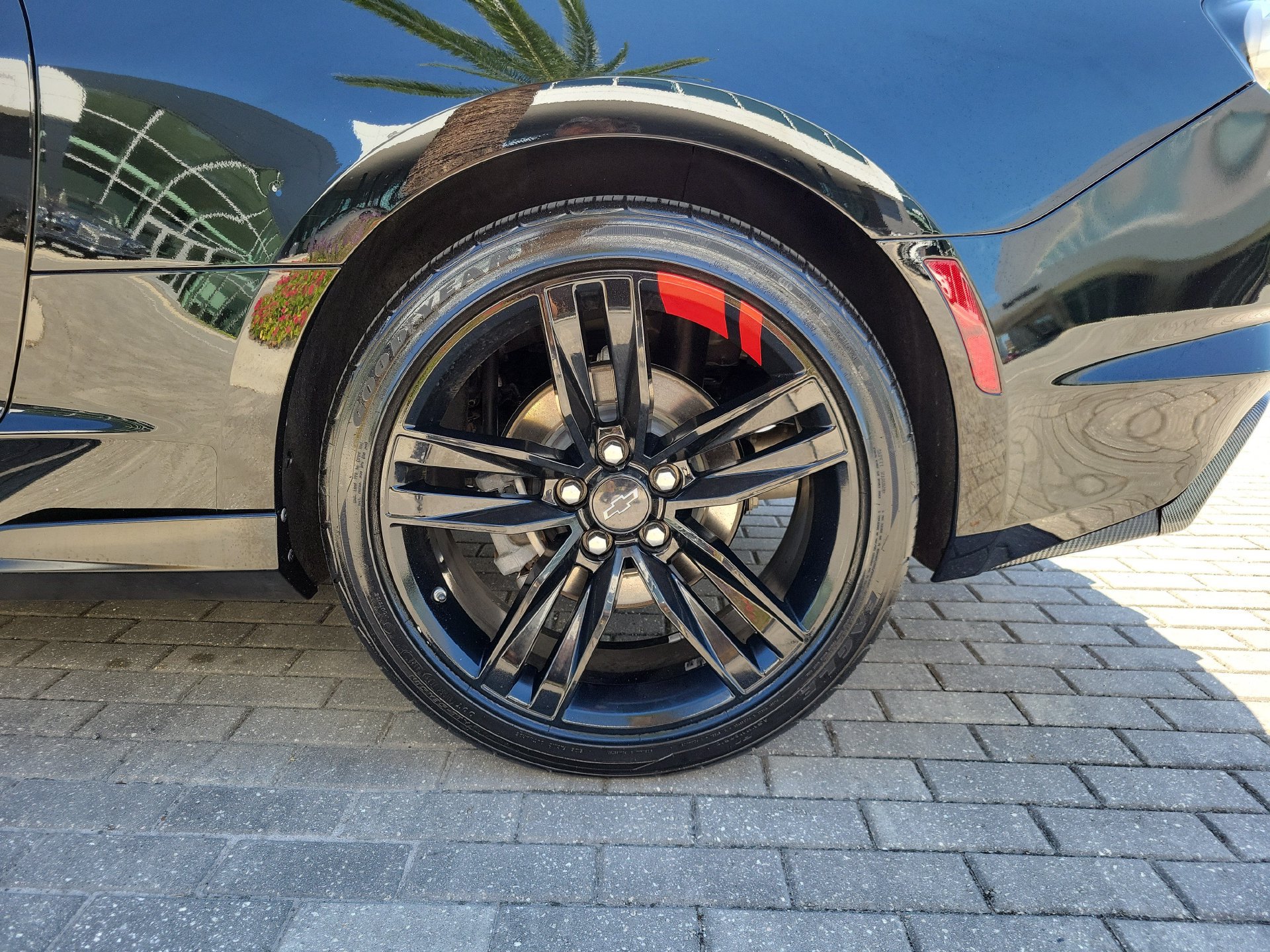 Used 2022 Chevrolet Camaro LT w/ Redline Edition RWD image 9