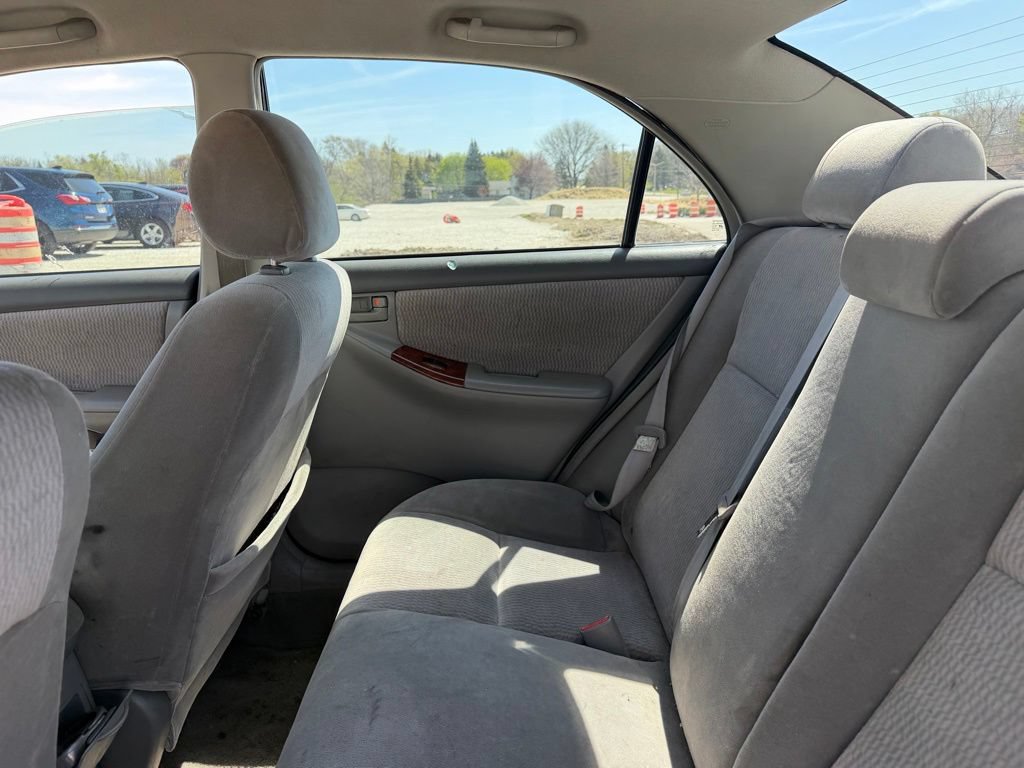 Used 2005 Toyota Corolla LE w/ Audio Value Pkg FWD image 7