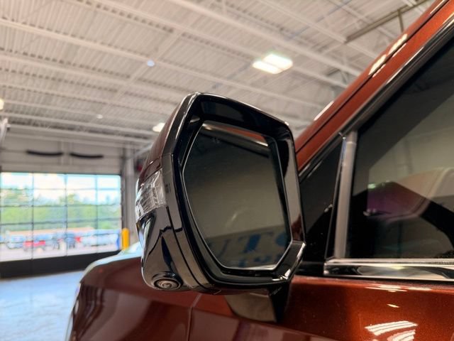 Used 2022 Chevrolet Tahoe LT w/ Luxury Package AWD/4WD image 19