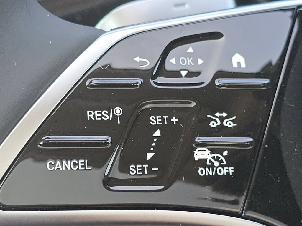 New 2026 Mercedes-Benz E 350 4MATIC Sedan image 35