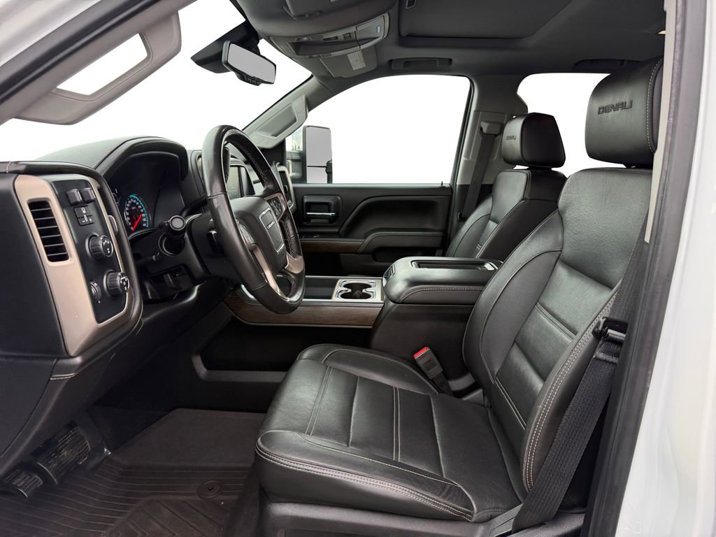 Used 2017 GMC Sierra 2500 Denali w/ Duramax Plus Package image 10