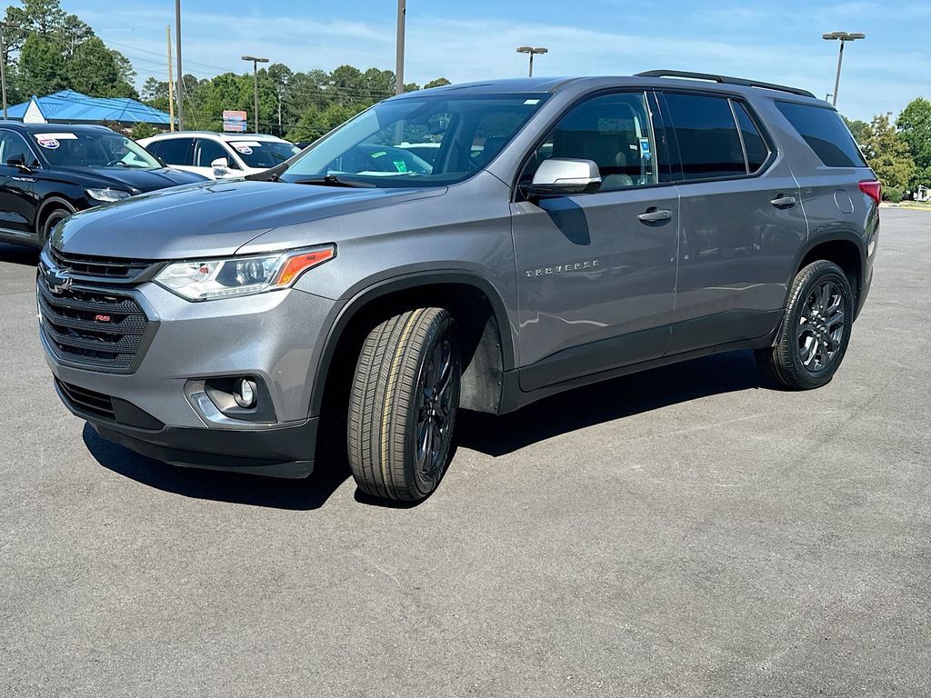 Used 2019 Chevrolet Traverse RS w/ LPO, Floor Liner Package FWD image 2