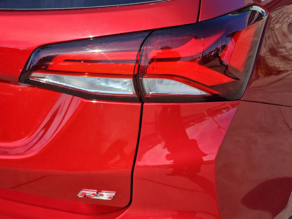 Used 2024 Chevrolet Equinox RS w/ RS Leather Package image 40