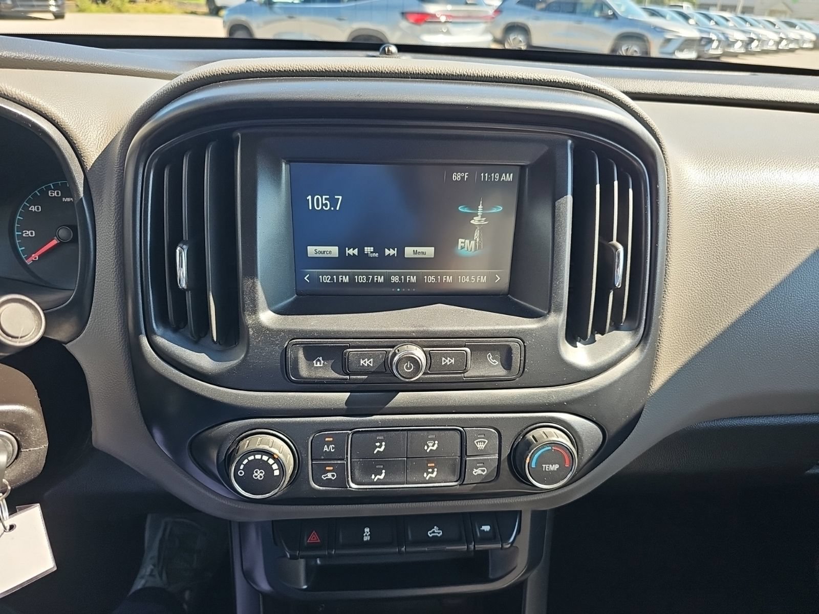 Used 2018 Chevrolet Colorado W/T w/ Custom Special Edition AWD/4WD image 17