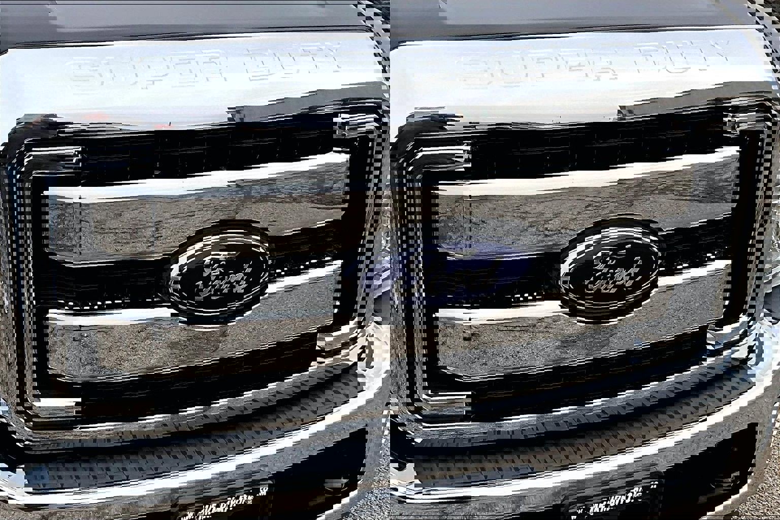 Used 2016 Ford F250 Lariat w/ Lariat Interior Package image 31