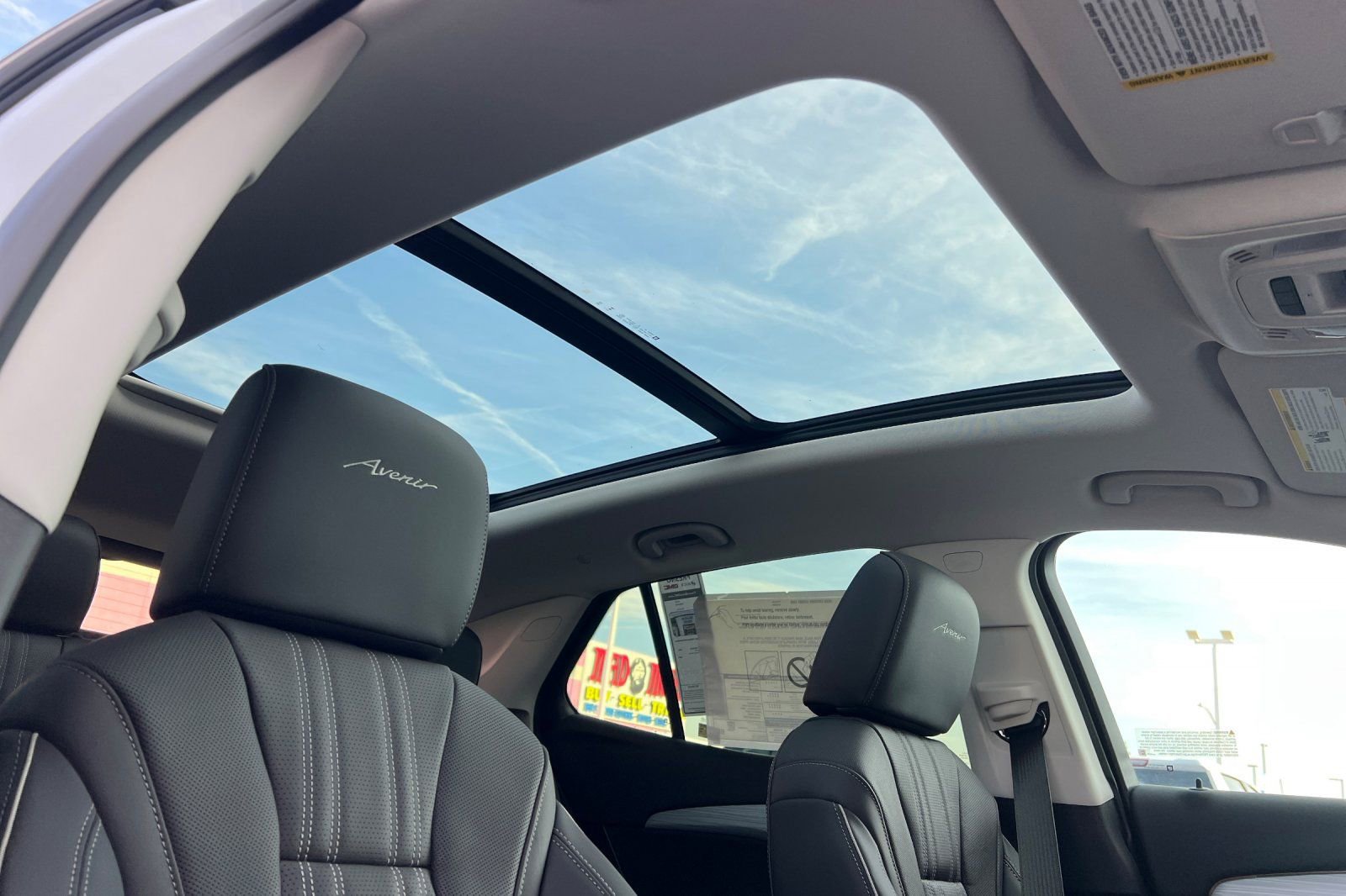 New 2026 Buick Envision Avenir image 16