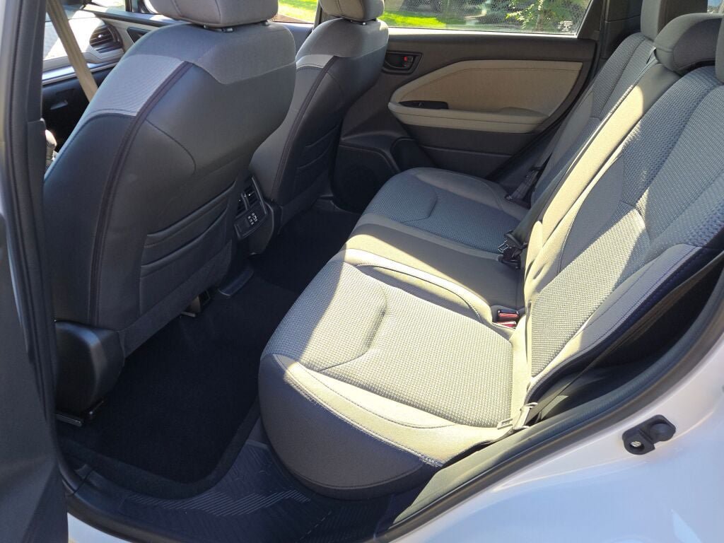Certified 2025 Subaru Forester Premium AWD/4WD image 17