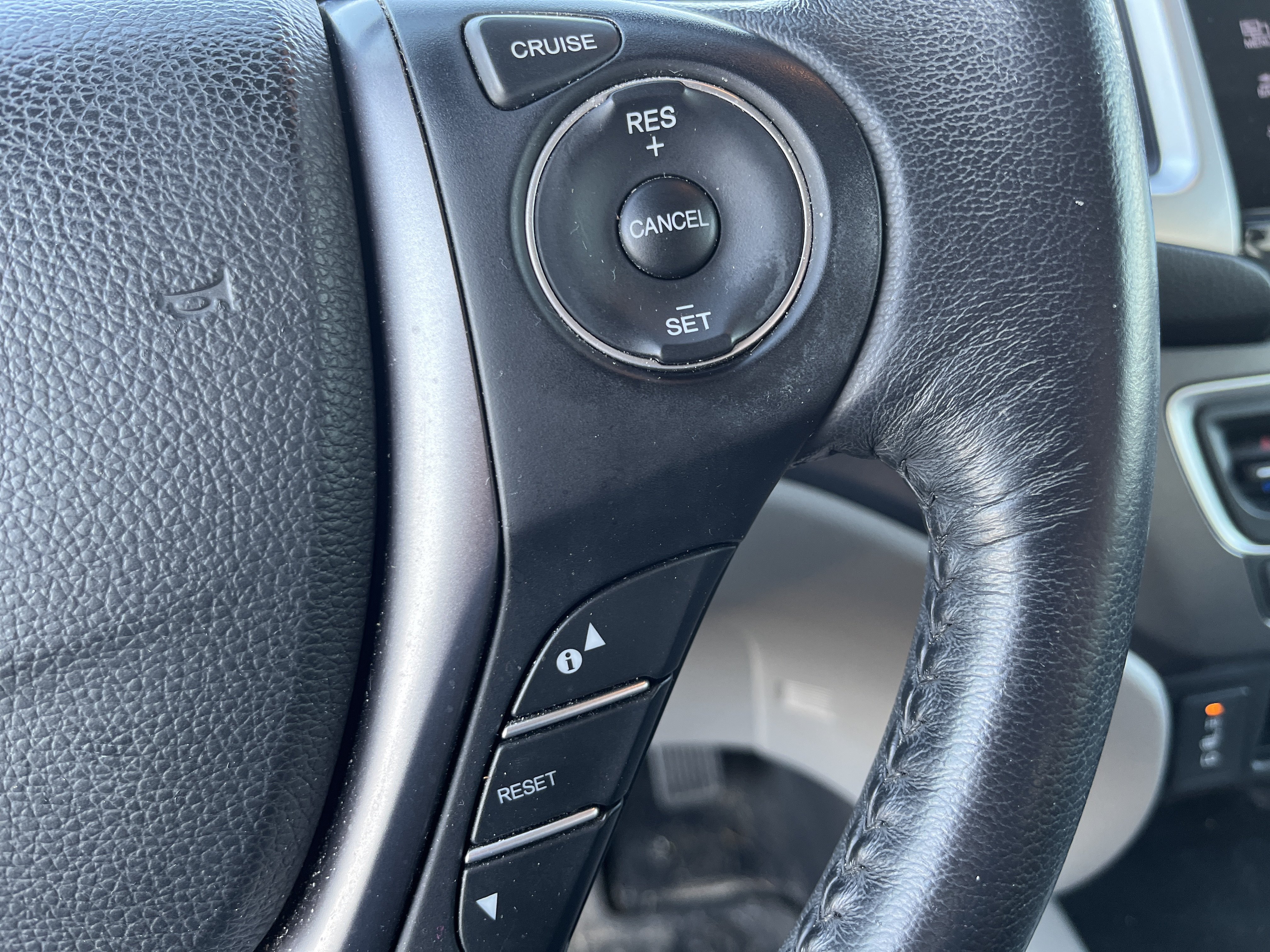 Used 2017 Honda Pilot EX-L image 27