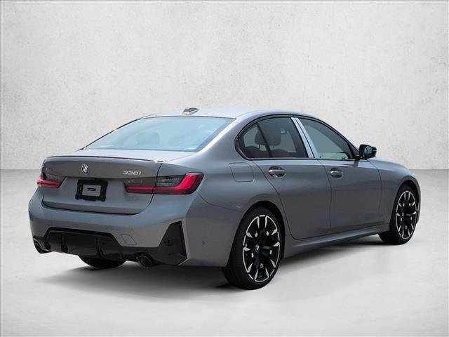 New 2026 BMW 330i xDrive Sedan w/ M Sport Package AWD/4WD image 2