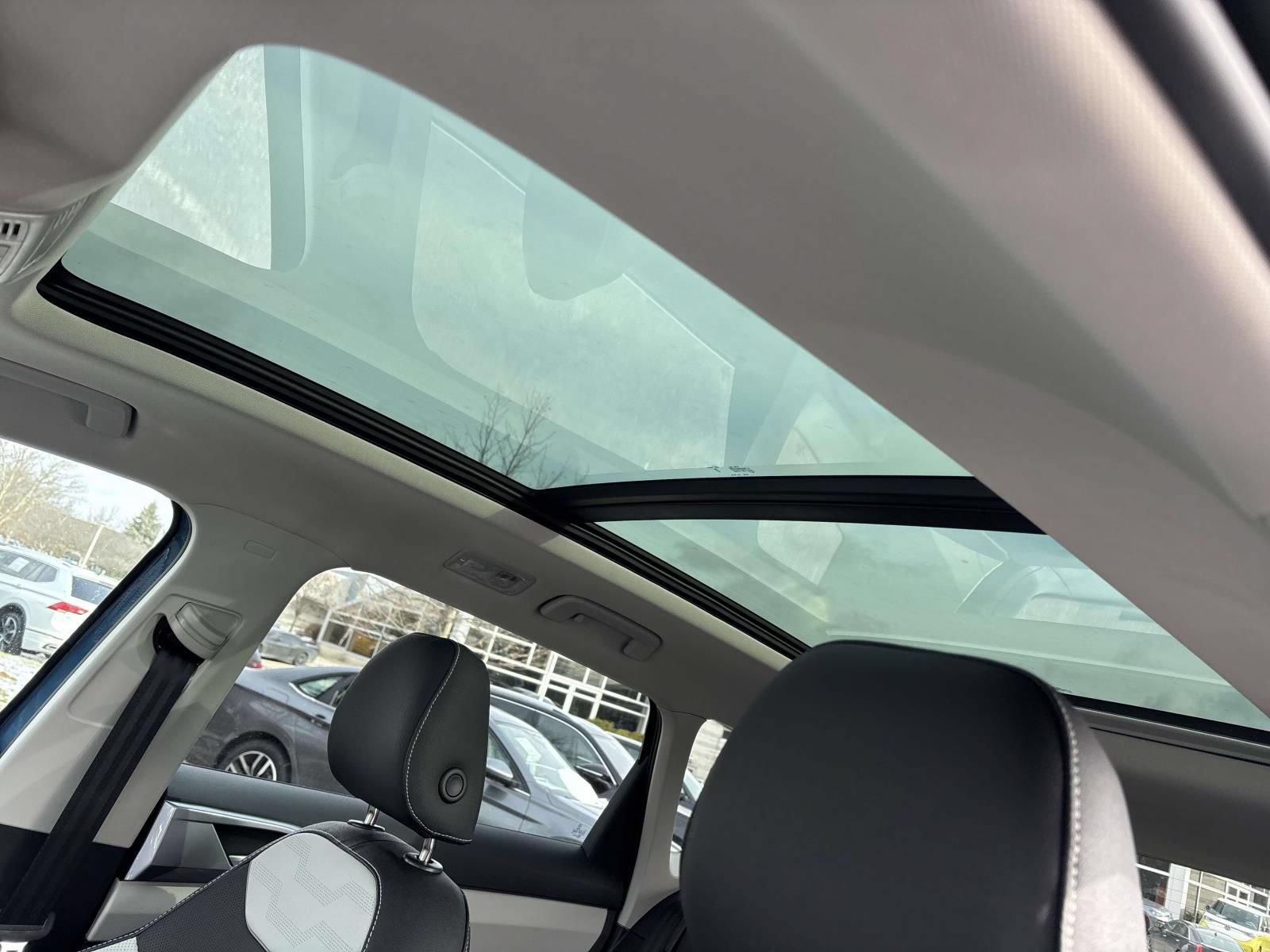 New 2026 Volkswagen Taos SEL AWD/4WD image 25