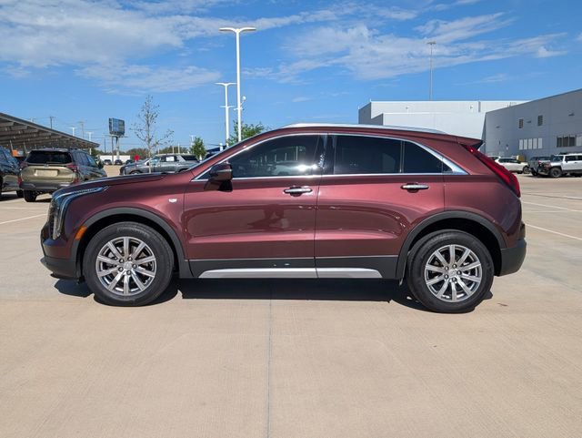 Used 2023 Cadillac XT4 Premium Luxury w/ Technology Package image 3