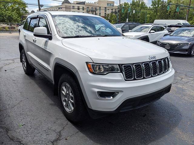 Used 2019 Jeep Grand Cherokee Laredo w/ Security & Convenience Group AWD/4WD image 5