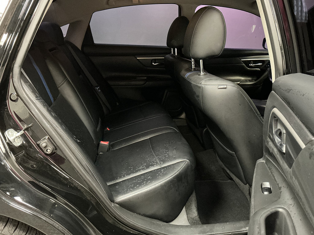 Used 2018 Nissan Altima 2.5 SR w/ SR Midnight Edition FWD image 23