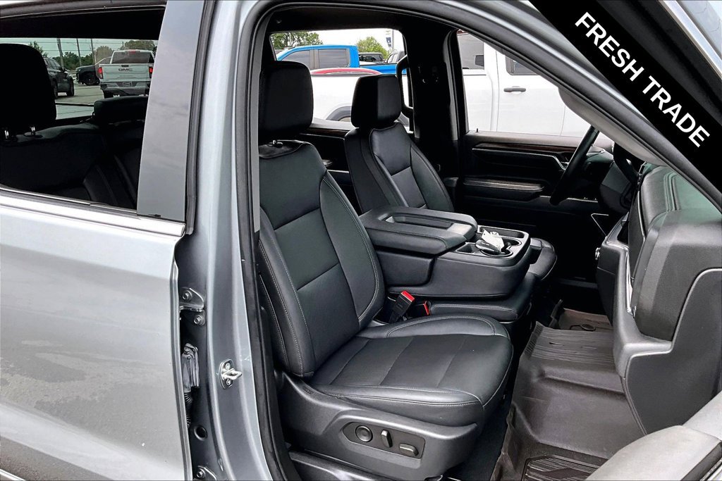 Used 2023 GMC Sierra 1500 SLT AWD/4WD image 29