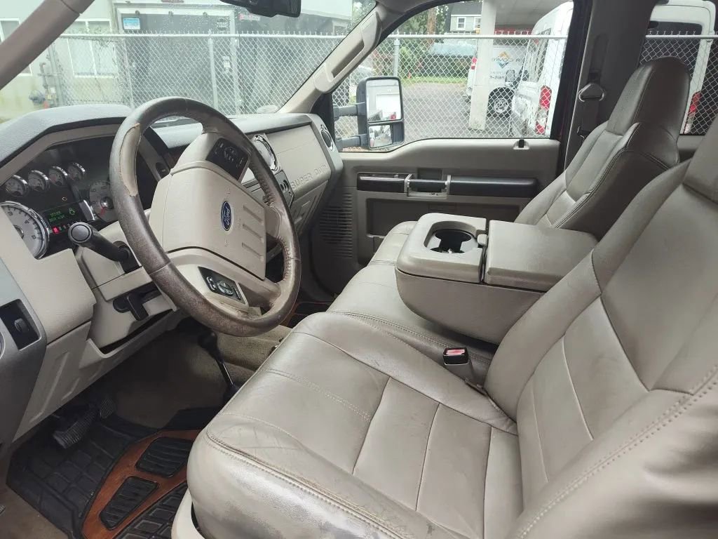 Used 2008 Ford F350 Lariat image 12