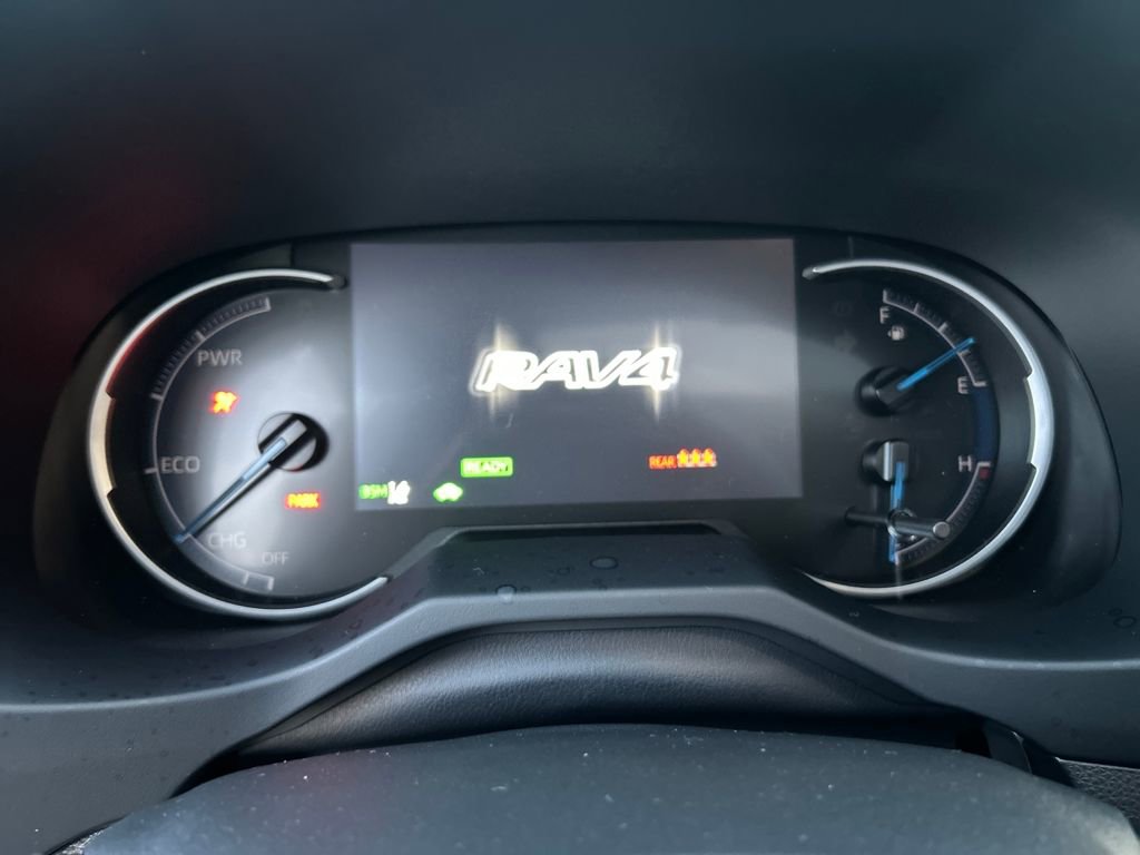 New 2025 Toyota RAV4 XLE image 15
