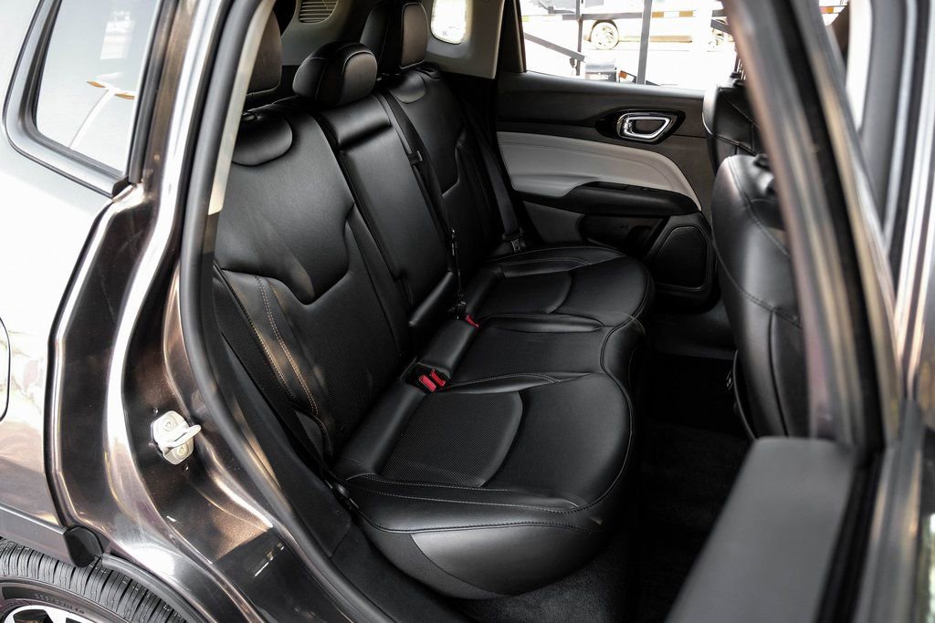 Used 2022 Jeep Compass Limited image 47
