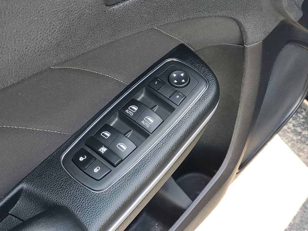 Certified 2023 Dodge Charger SXT RWD image 19