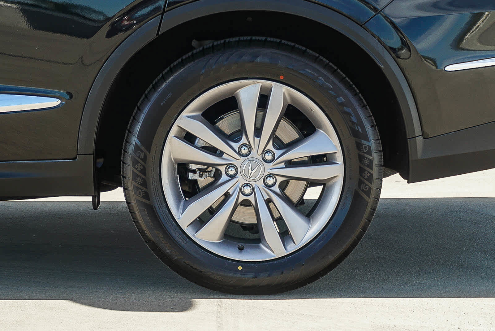 Used 2023 Acura MDX SH-AWD image 10