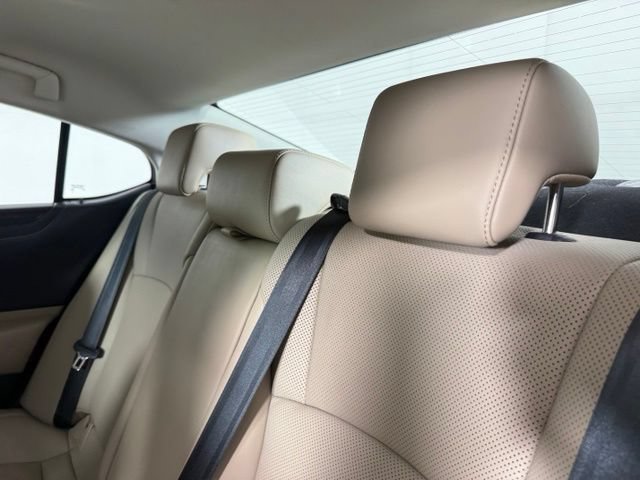 Used 2020 Lexus ES 350 w/ Accessory Package 2 FWD image 25