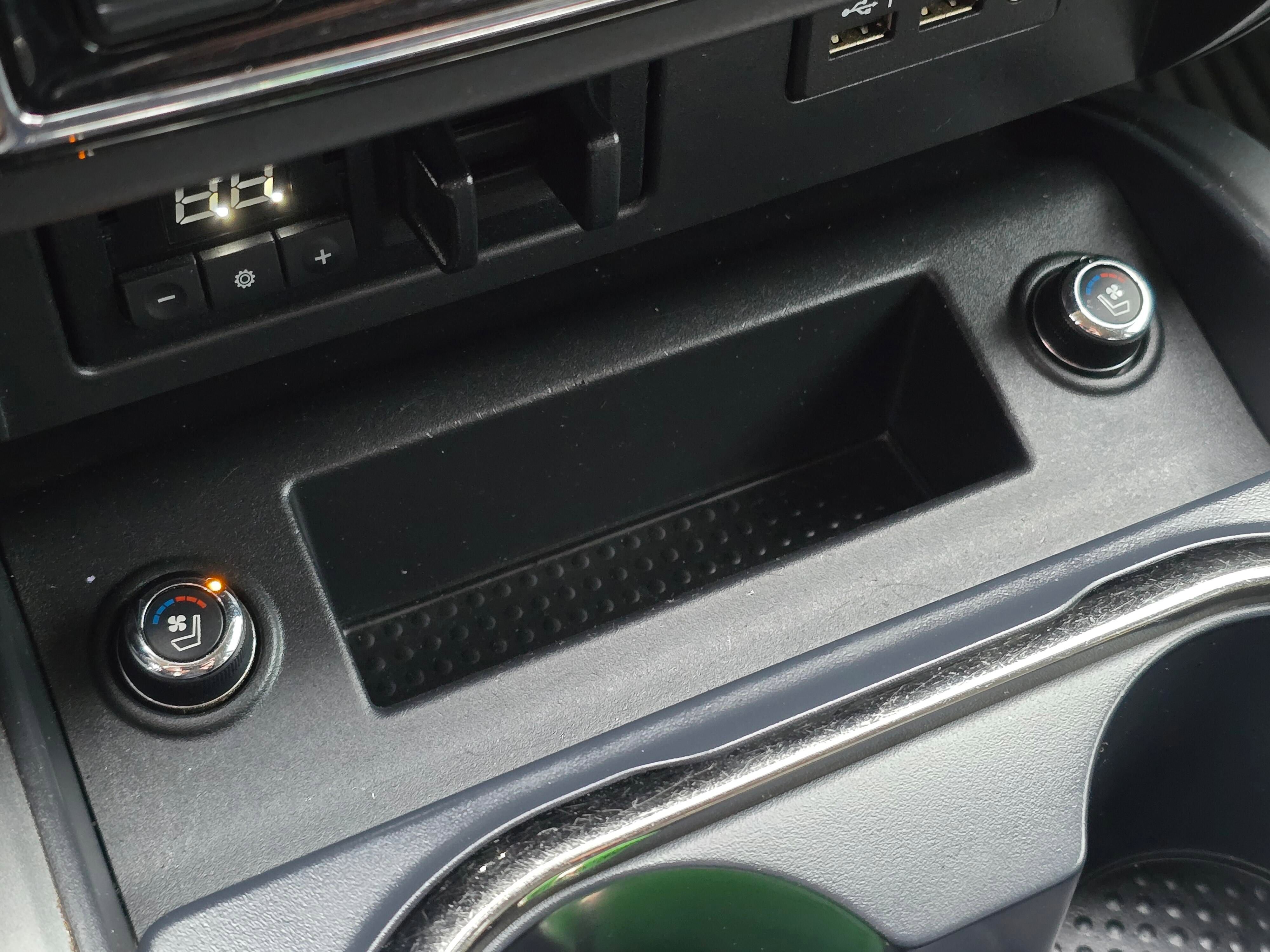 Used 2019 Nissan Titan Platinum Reserve w/ Platinum Utility Package image 18