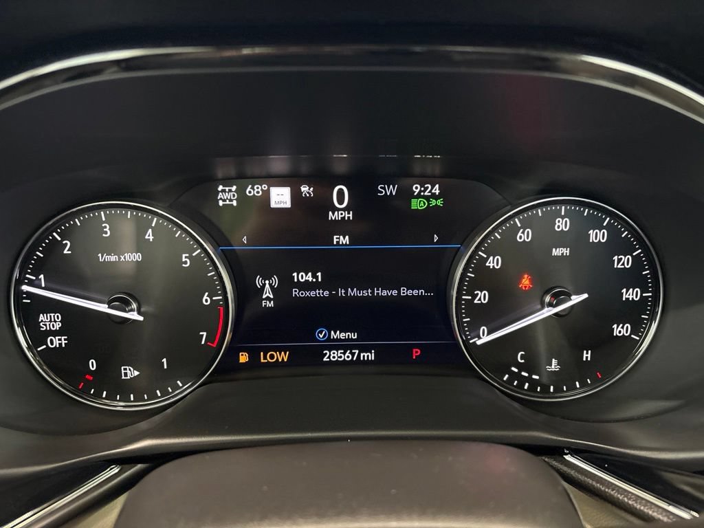 Used 2023 Buick Envision Avenir AWD/4WD image 39
