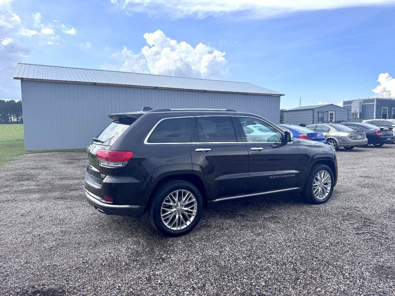 Used 2017 Jeep Grand Cherokee Summit AWD/4WD image 8