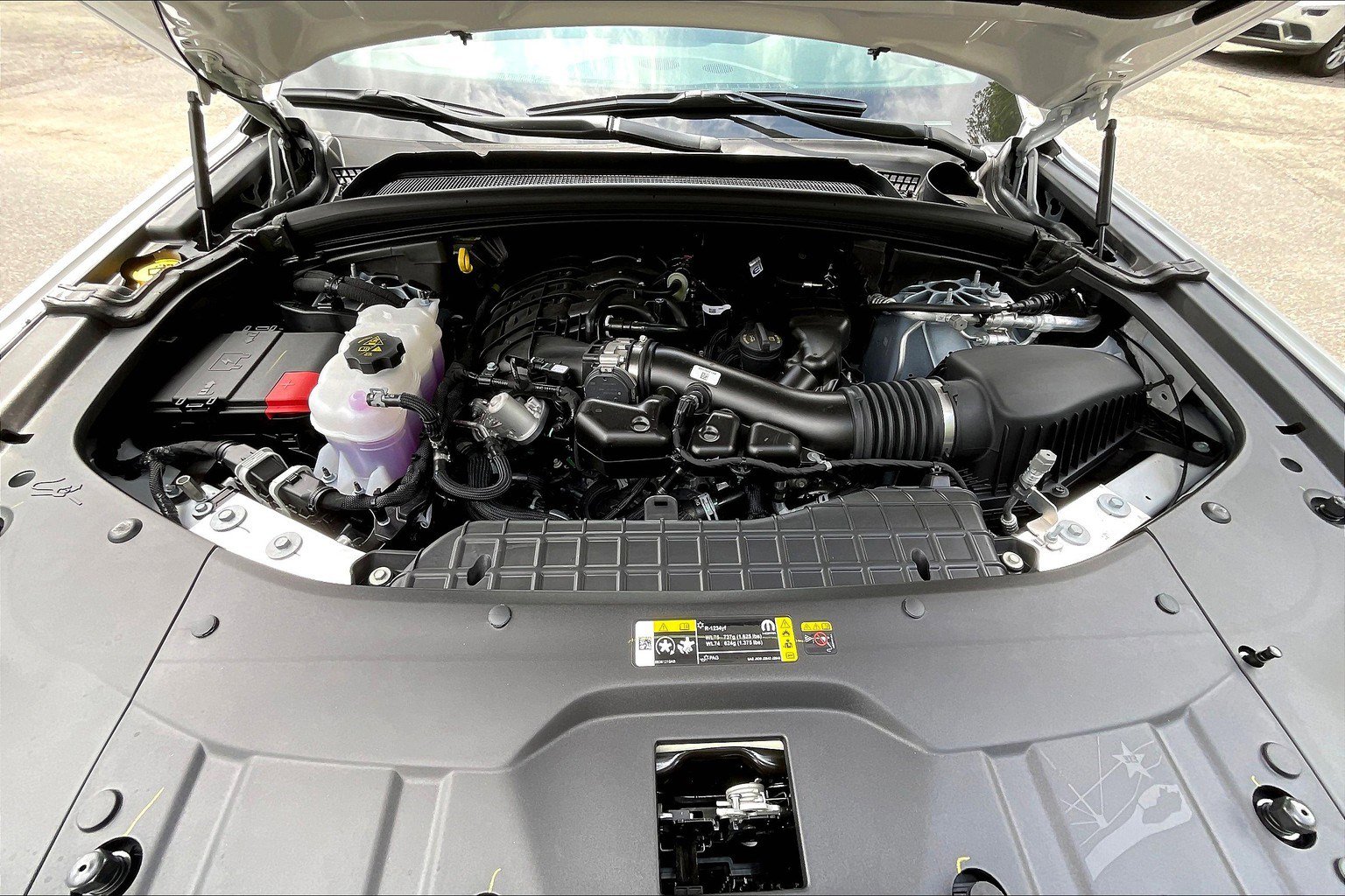 New 2025 Jeep Grand Cherokee Limited w/ Black Appearance Package image 11