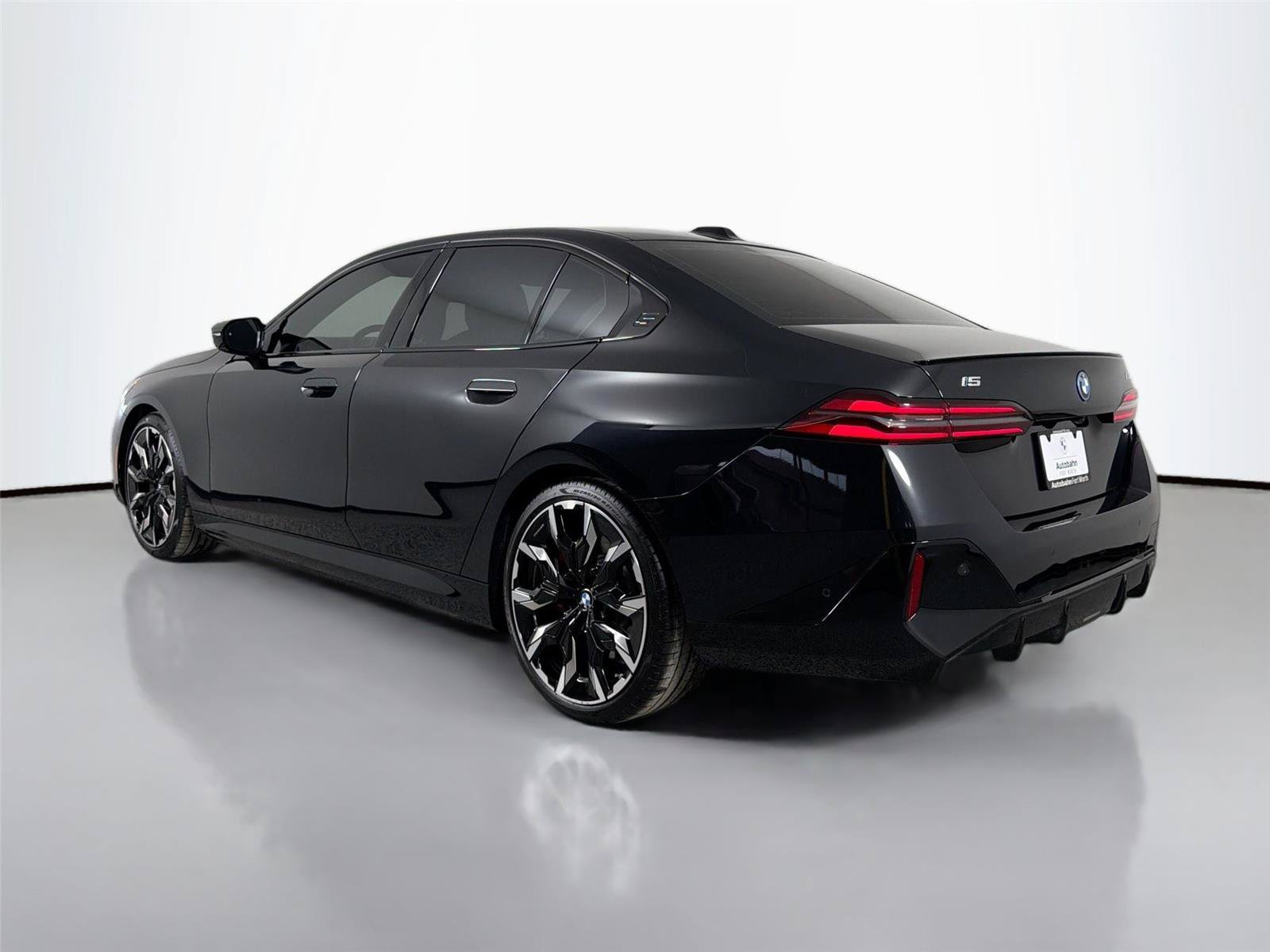 New 2026 BMW i5 M60 AWD/4WD image 7