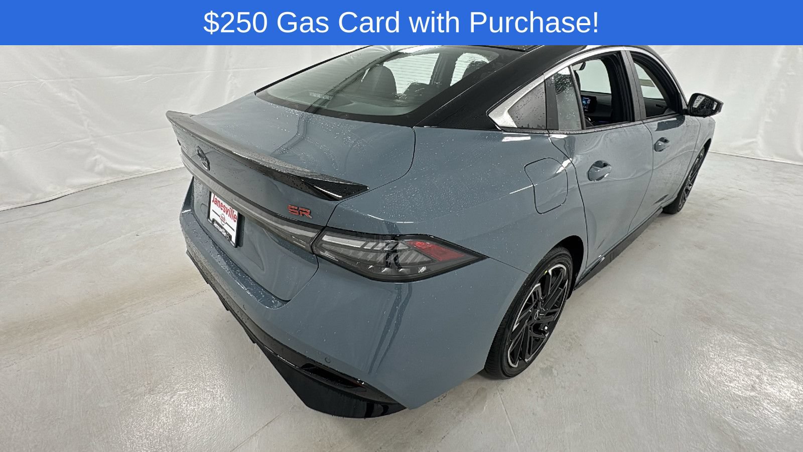 New 2026 Nissan Sentra SR w/ SR Premium Package FWD image 3