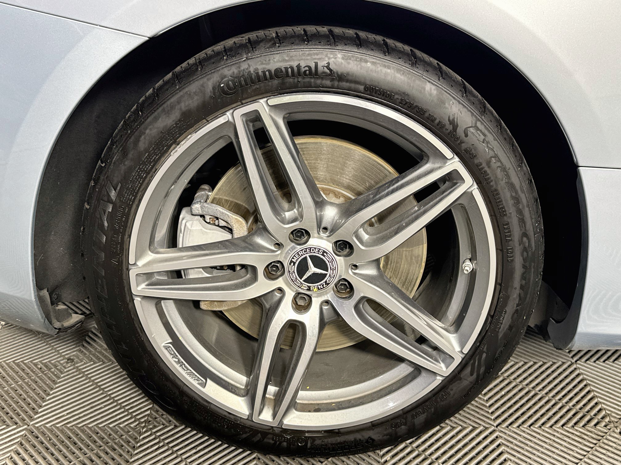 Used 2019 Mercedes-Benz E 450 Coupe w/ Parking Assistance Package image 26