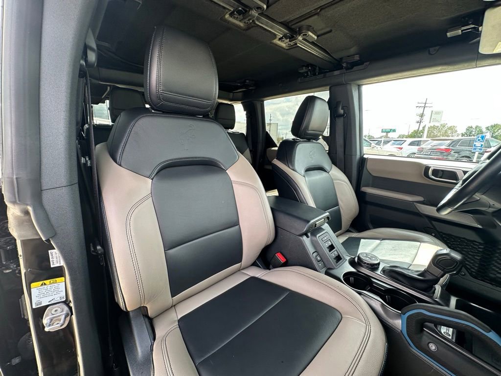 Used 2023 Ford Bronco Wildtrak image 32