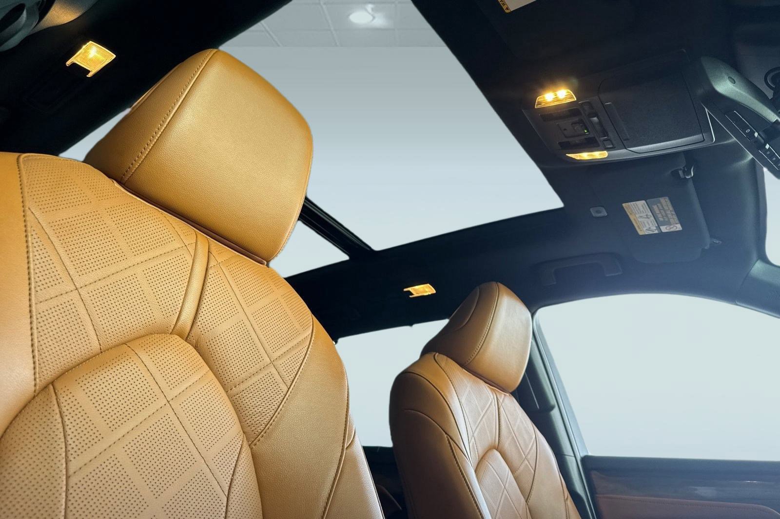 New 2026 Toyota Highlander Platinum image 13