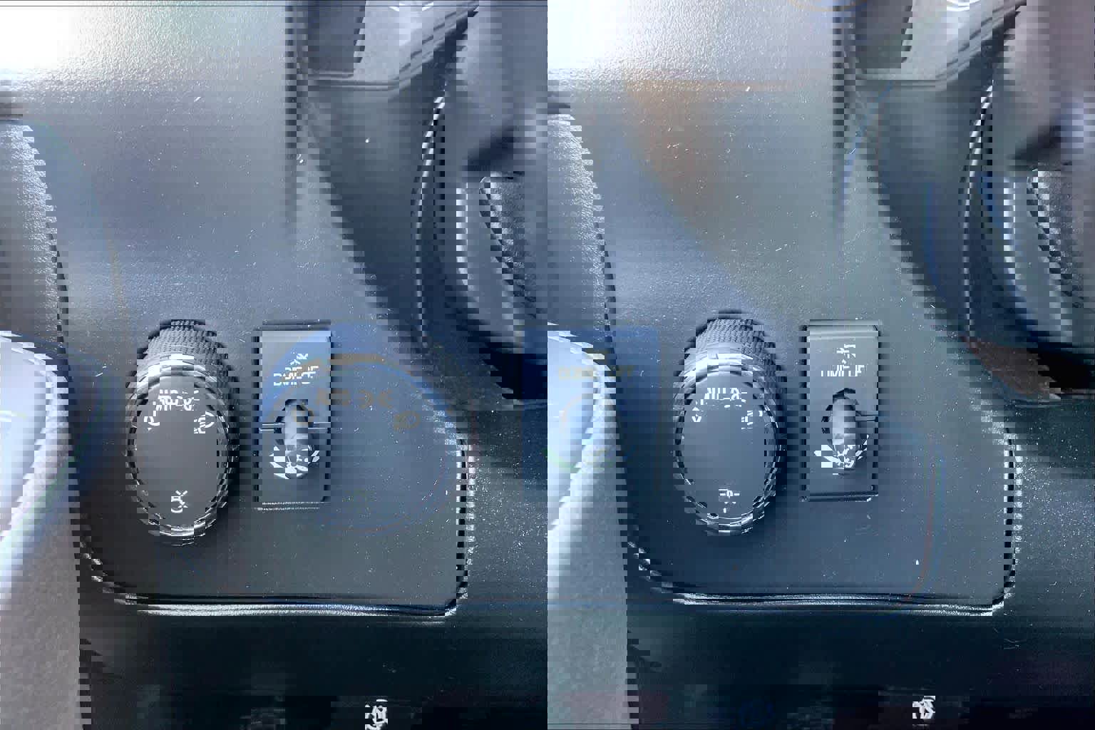 Used 2021 Chevrolet Express 2500 w/ Driver Convenience Package image 27