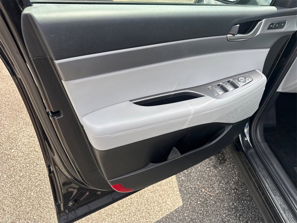 Used 2022 Hyundai Palisade SEL w/ 8P Bench Seat Package image 10