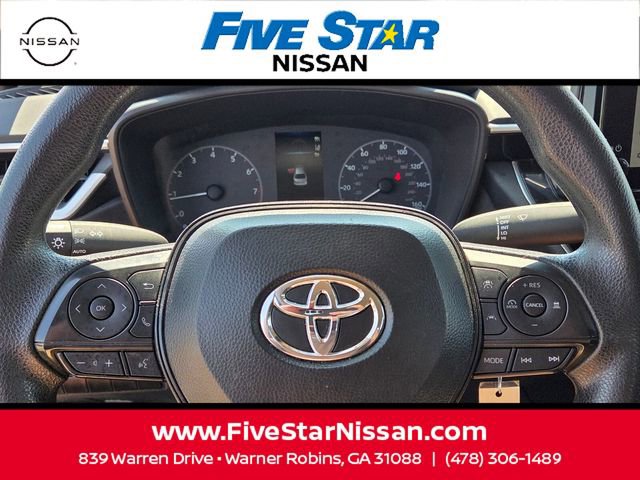 Used 2025 Toyota Corolla LE image 24