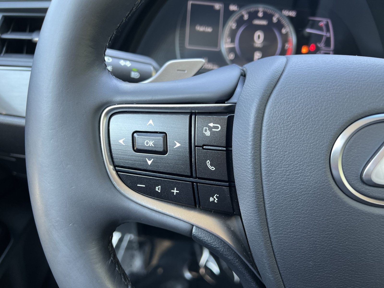 Used 2022 Lexus ES 350 w/ Premium Package FWD image 22