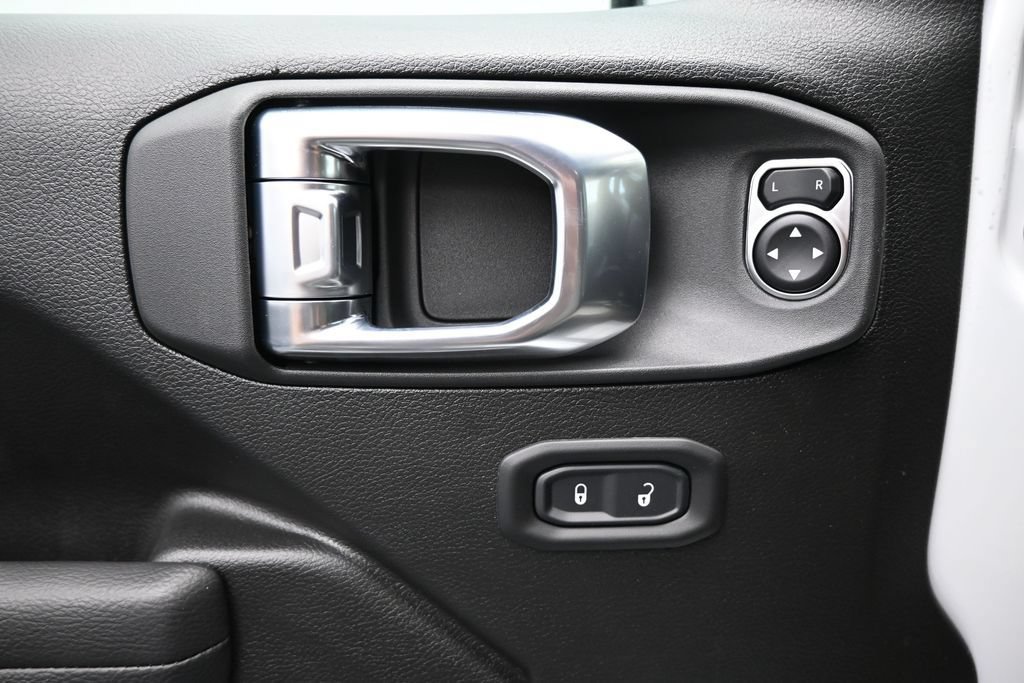 New 2026 Jeep Gladiator Sport AWD/4WD image 11