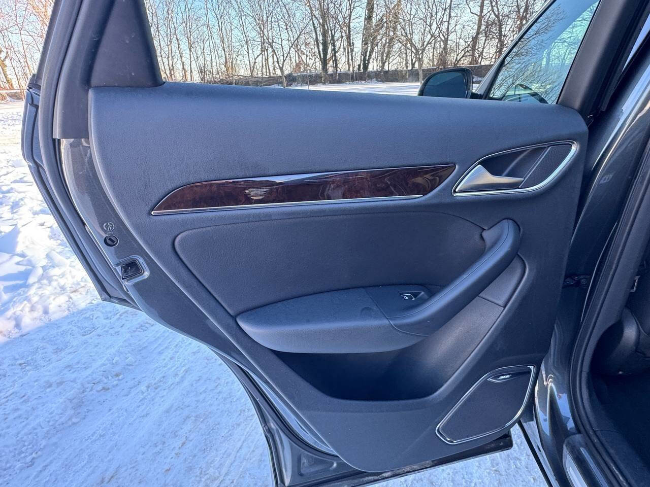 Used 2018 Audi Q3 2.0T Premium Plus image 28