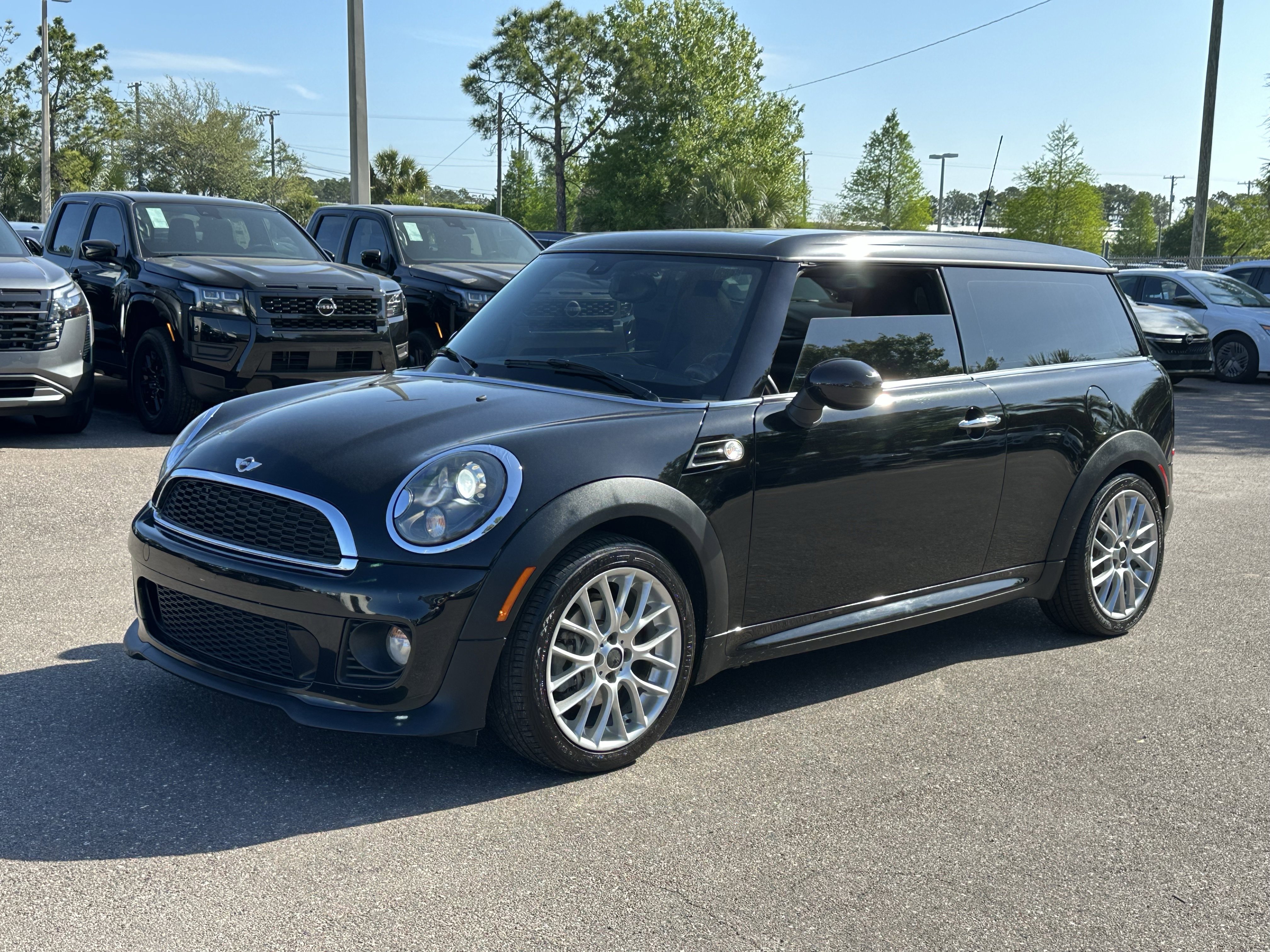 Used 2014 MINI Cooper Clubman image 1