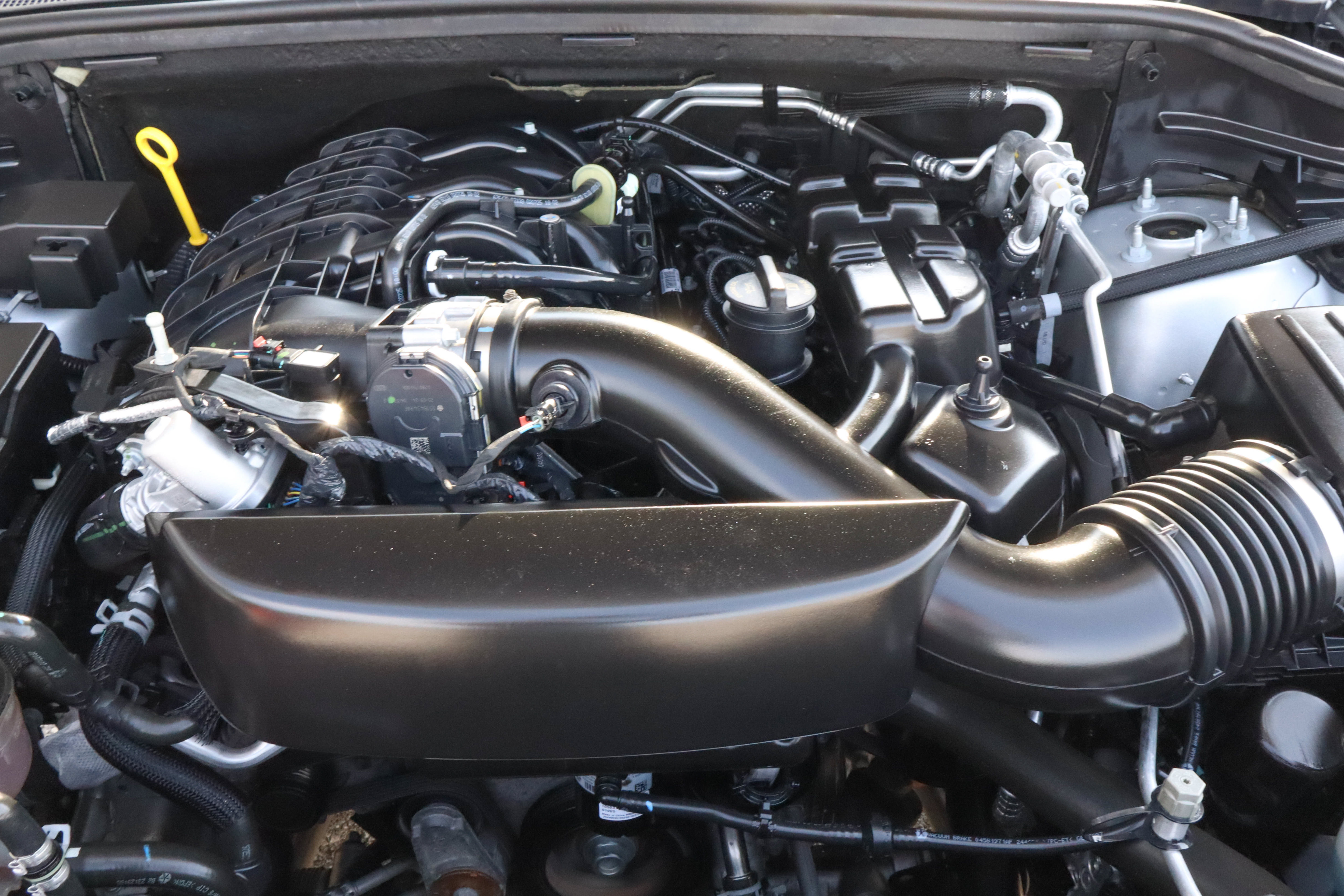 Used 2025 Dodge Durango GT AWD/4WD image 17