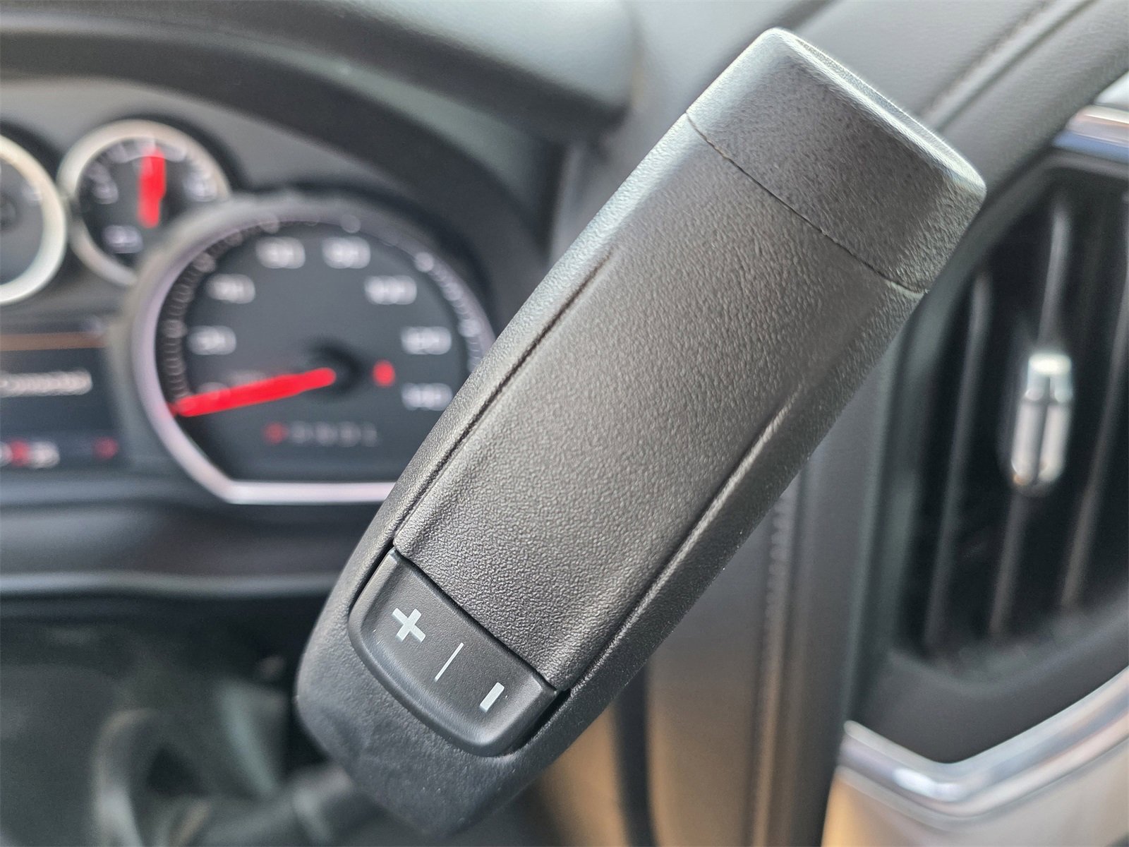 Certified 2020 Chevrolet Silverado 1500 LT Trail Boss image 15