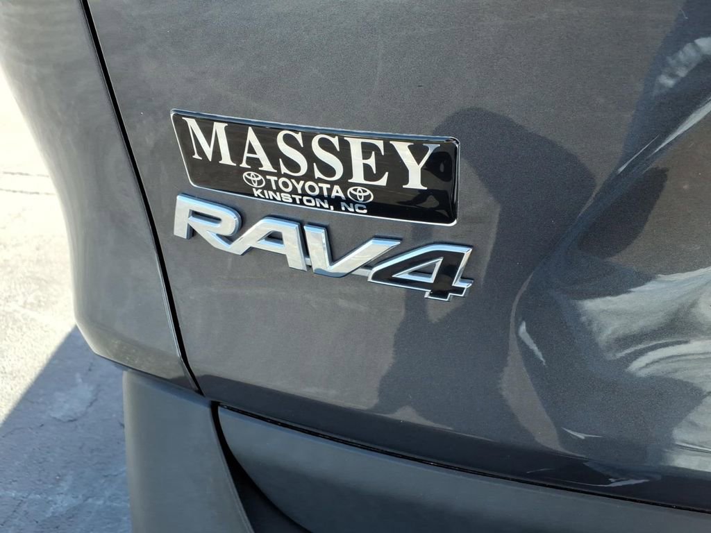 Used 2024 Toyota RAV4 XLE w/ Convenience Package image 9