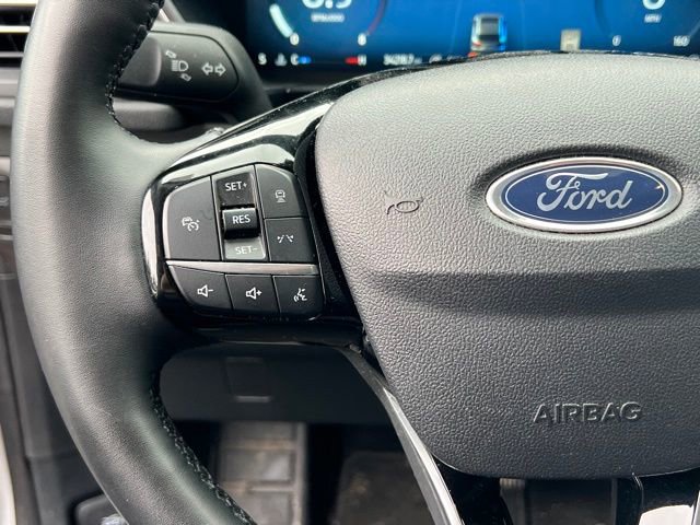 Used 2024 Ford Escape Platinum image 23