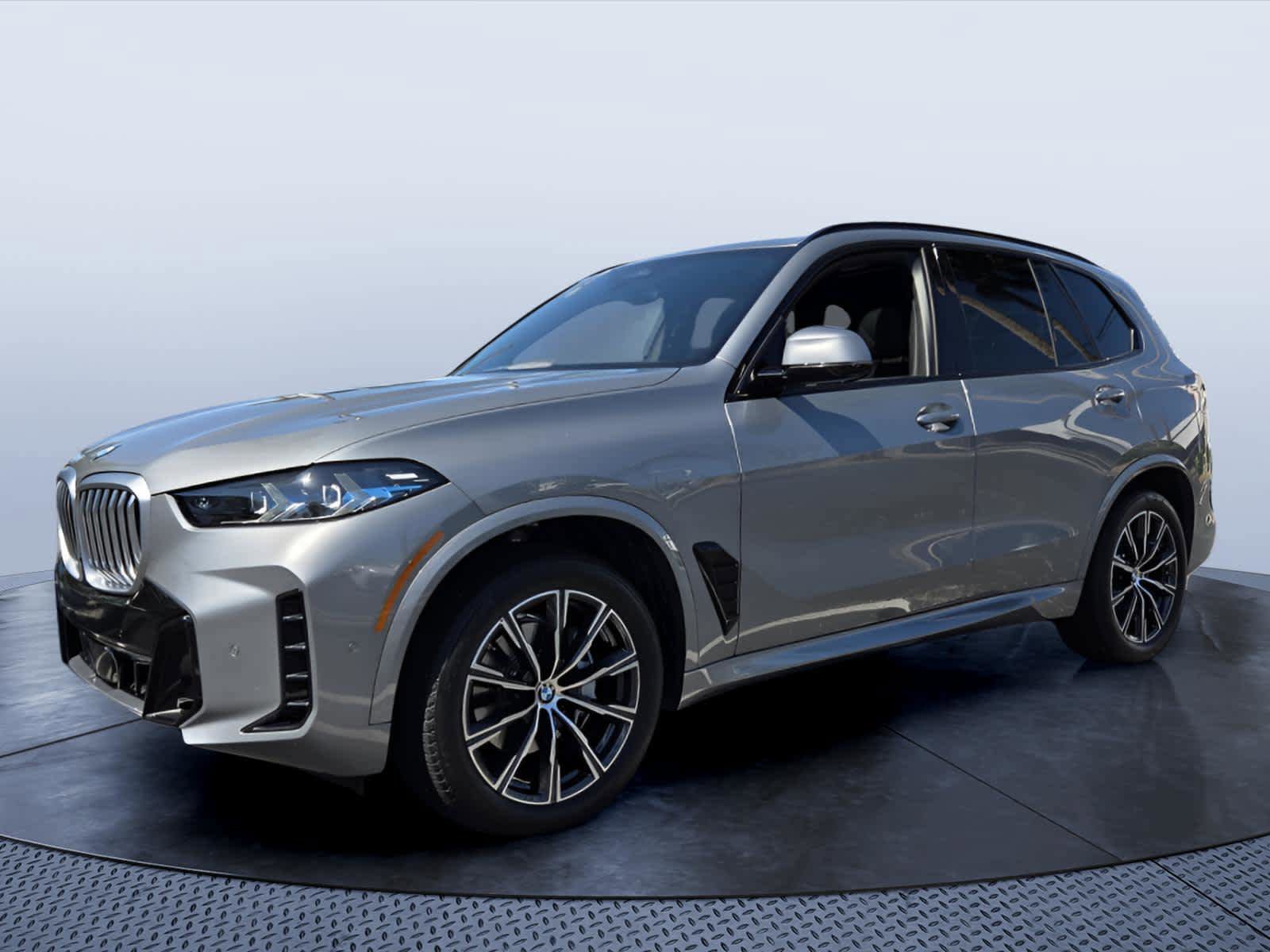 Certified 2025 BMW X5 xDrive40i AWD/4WD video 2