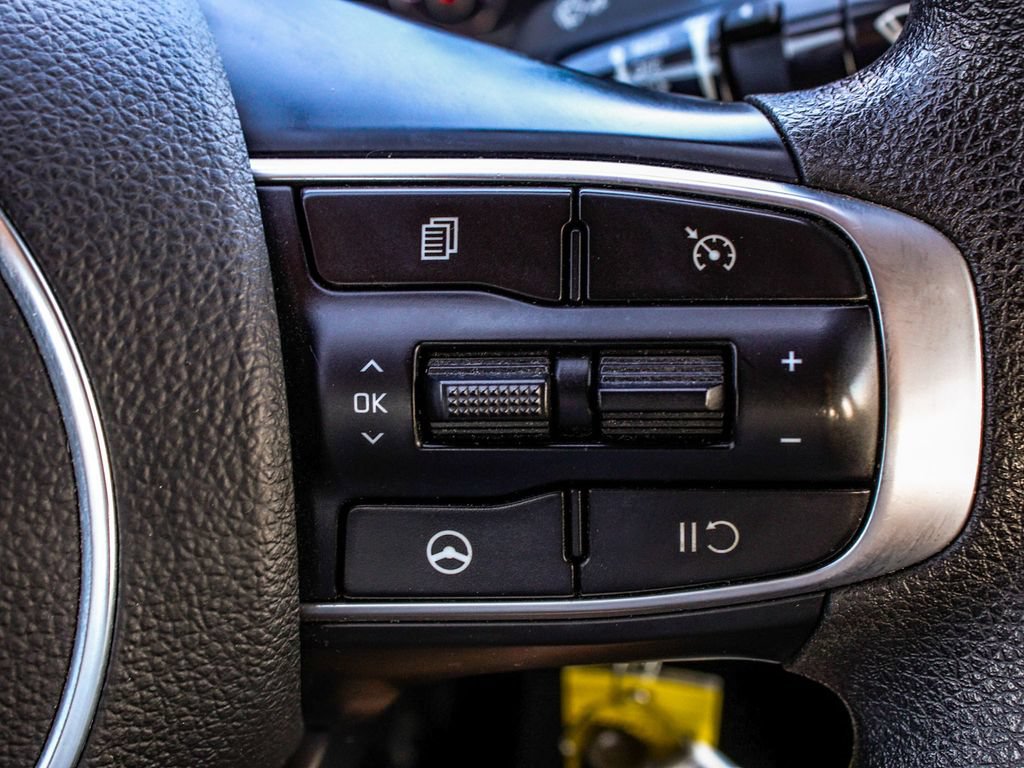 Used 2021 Kia K5 LX FWD image 28