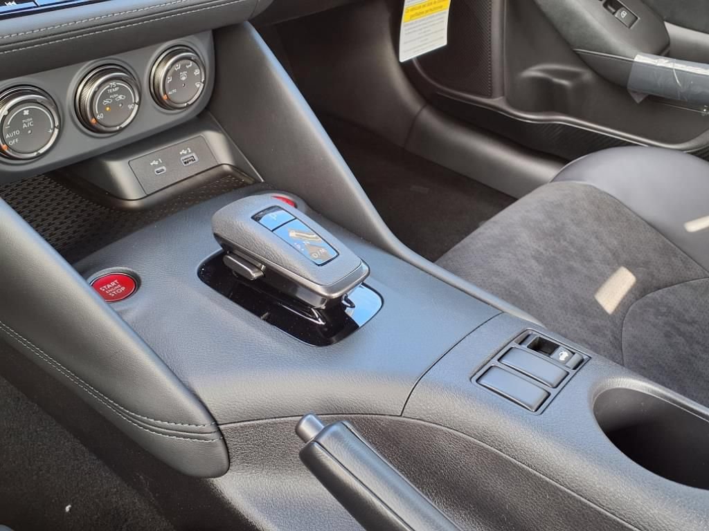 New 2025 Nissan Z NISMO w/ Floor Mat Package RWD image 21